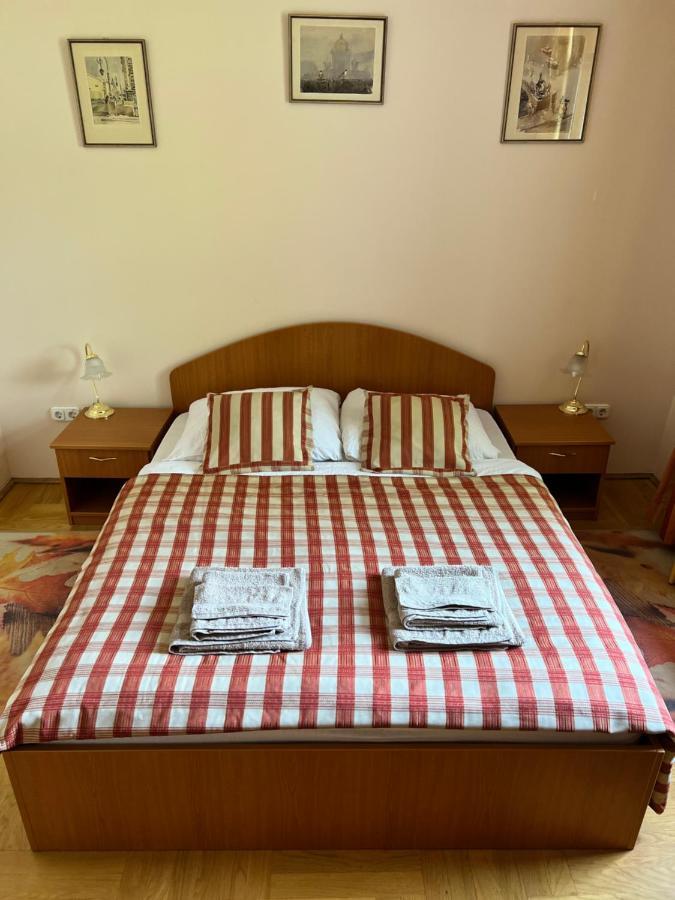 Party Villa Holiday Rent Balatonföldvár Extérieur photo