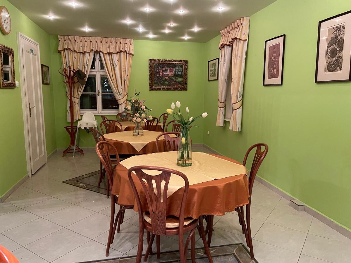 Party Villa Holiday Rent Balatonföldvár Extérieur photo